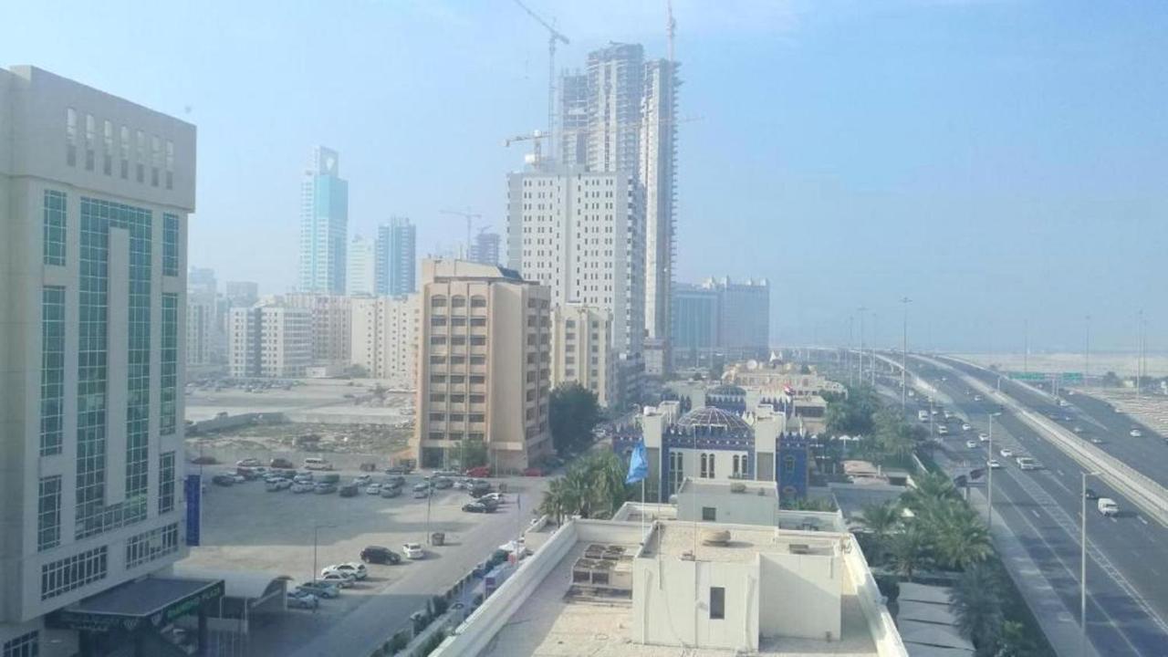 Phoenicia Tower Hotel And Spa Manama Exterior photo