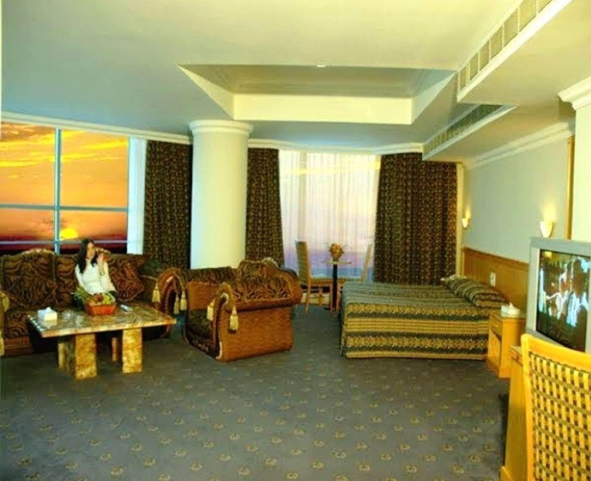 Phoenicia Tower Hotel And Spa Manama Exterior photo