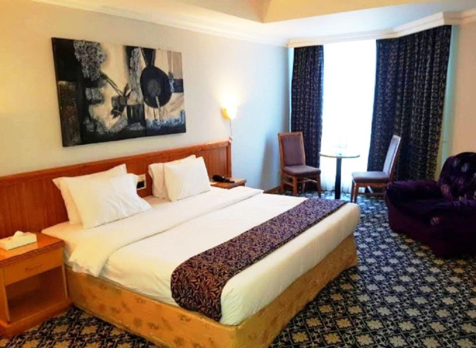 Phoenicia Tower Hotel And Spa Manama Exterior photo