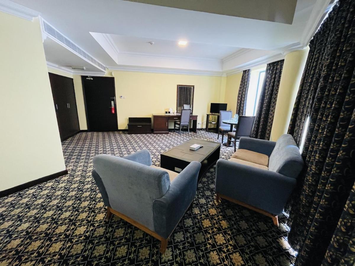 Phoenicia Tower Hotel And Spa Manama Exterior photo
